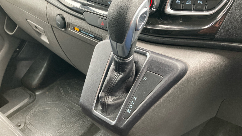 Ford Transit Custom 340 L1 Diesel Fwd 2.0 EcoBlue 170ps Low Roof Limited Van Auto